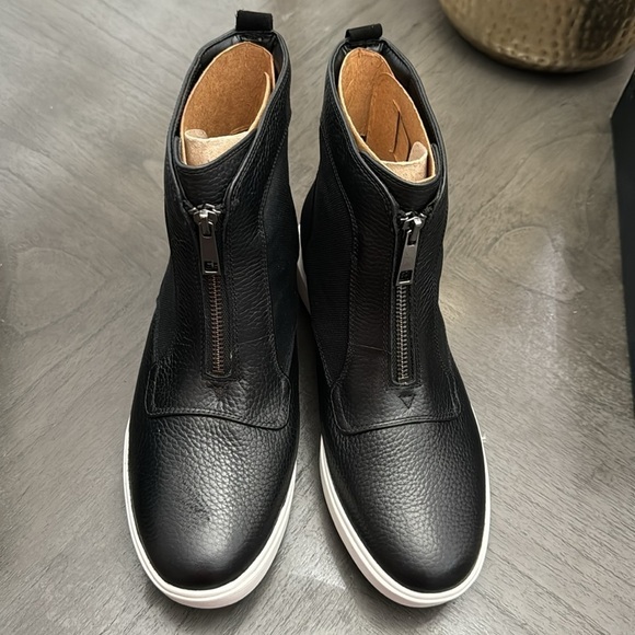 Naturalizer Tisha Leather Boot - Women - Picture 4 of 7